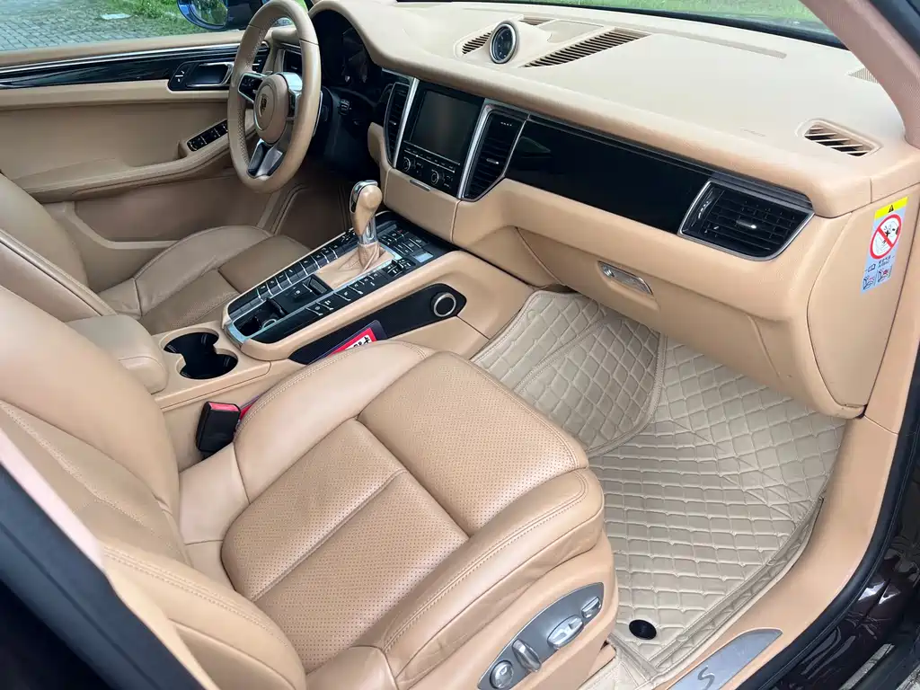 Porsche Macan 2016 — фото 10