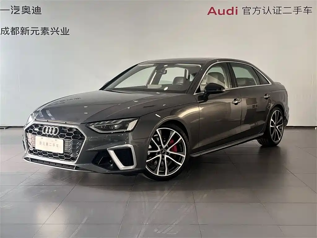 Audi A4L 2020 — фото 1