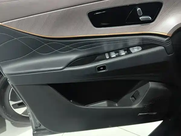 Chery Tiggo 9 C-DM 2024