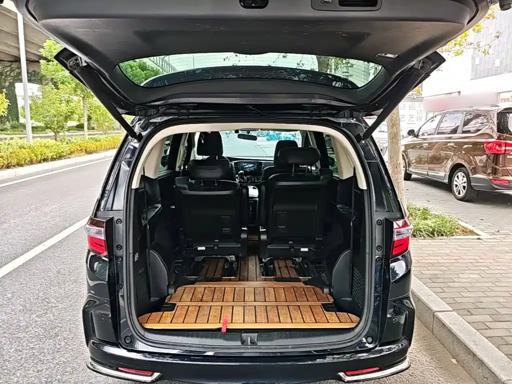 Honda Odyssey 2021 — фото 19