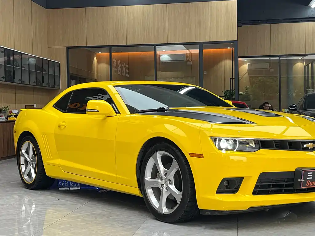 Chevrolet Camaro 2015 — фото 11