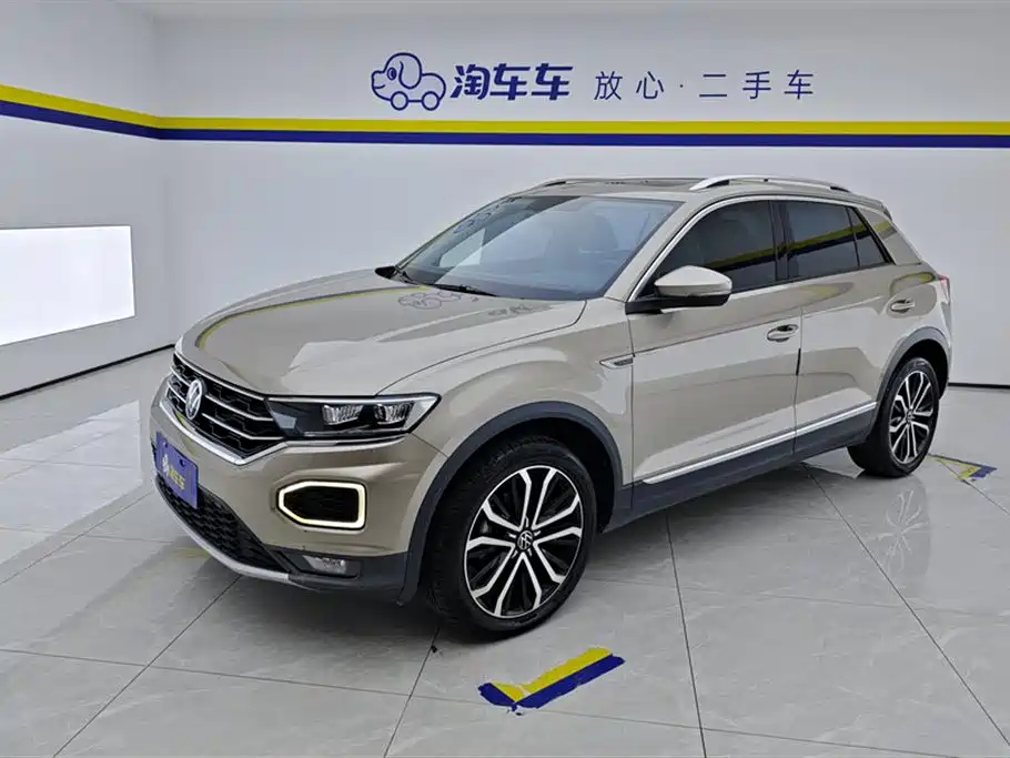 Volkswagen T-Roc 2021 — фото 1