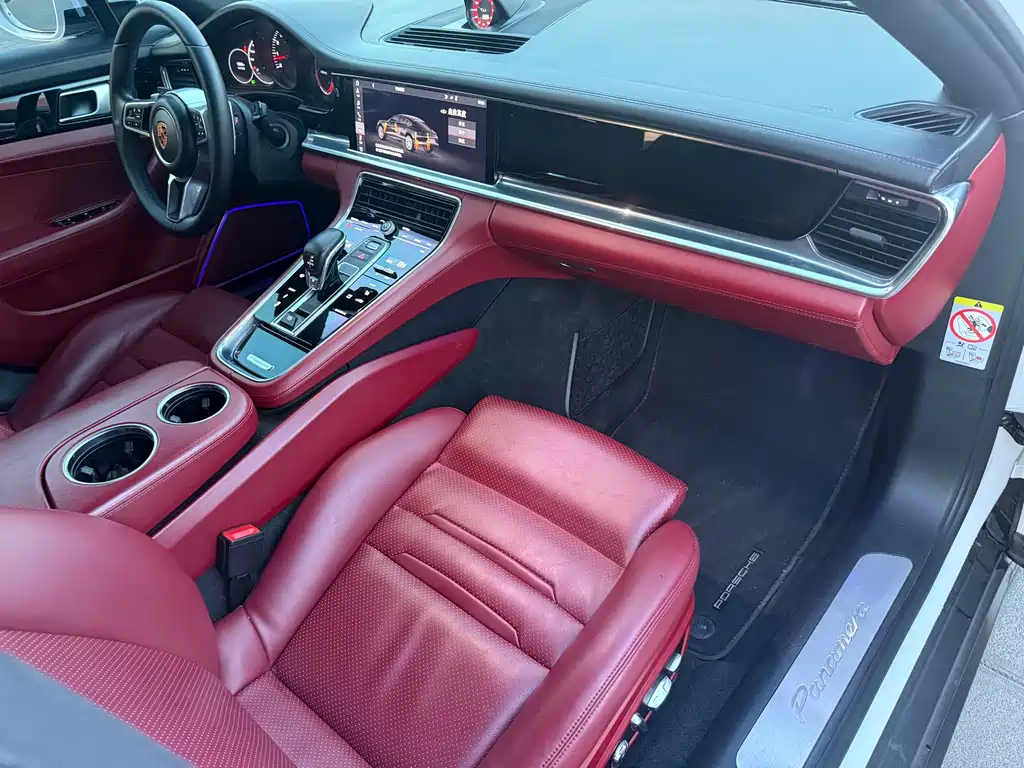 Porsche Panamera 2019 — фото 11