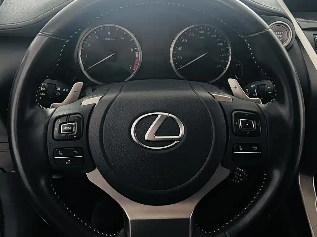 Lexus NX 2021 — фото 8