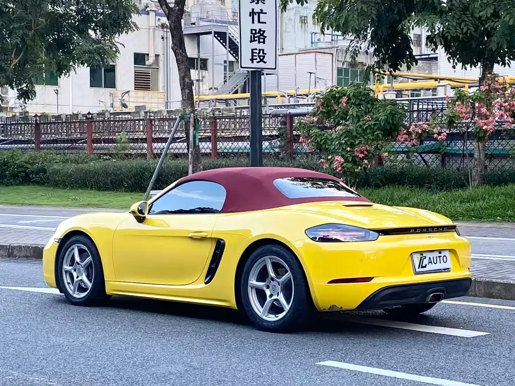 Porsche 718 2023 — фото 13