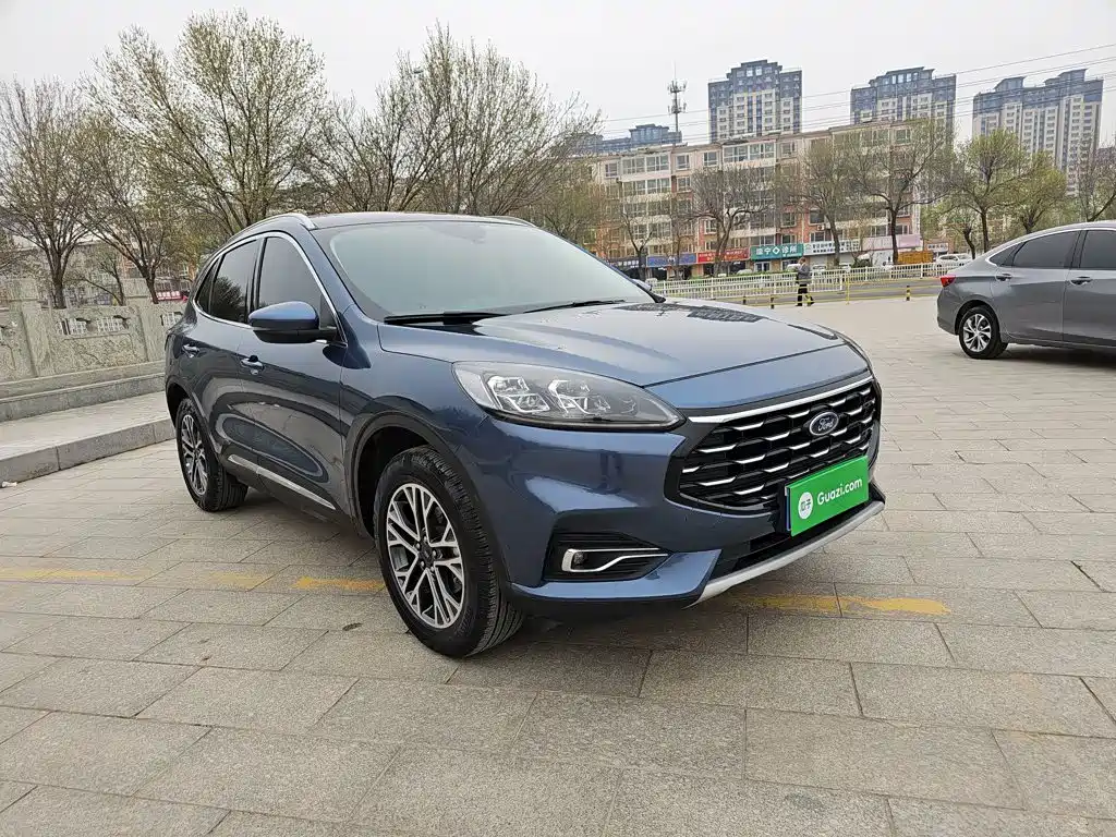 Ford Escape 2021 — фото 12