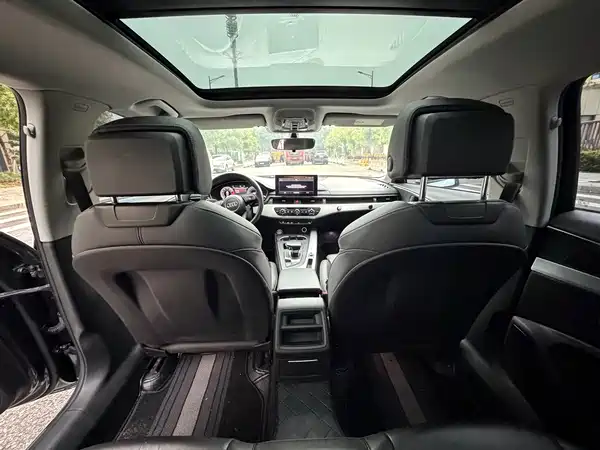 Audi A4L 2020