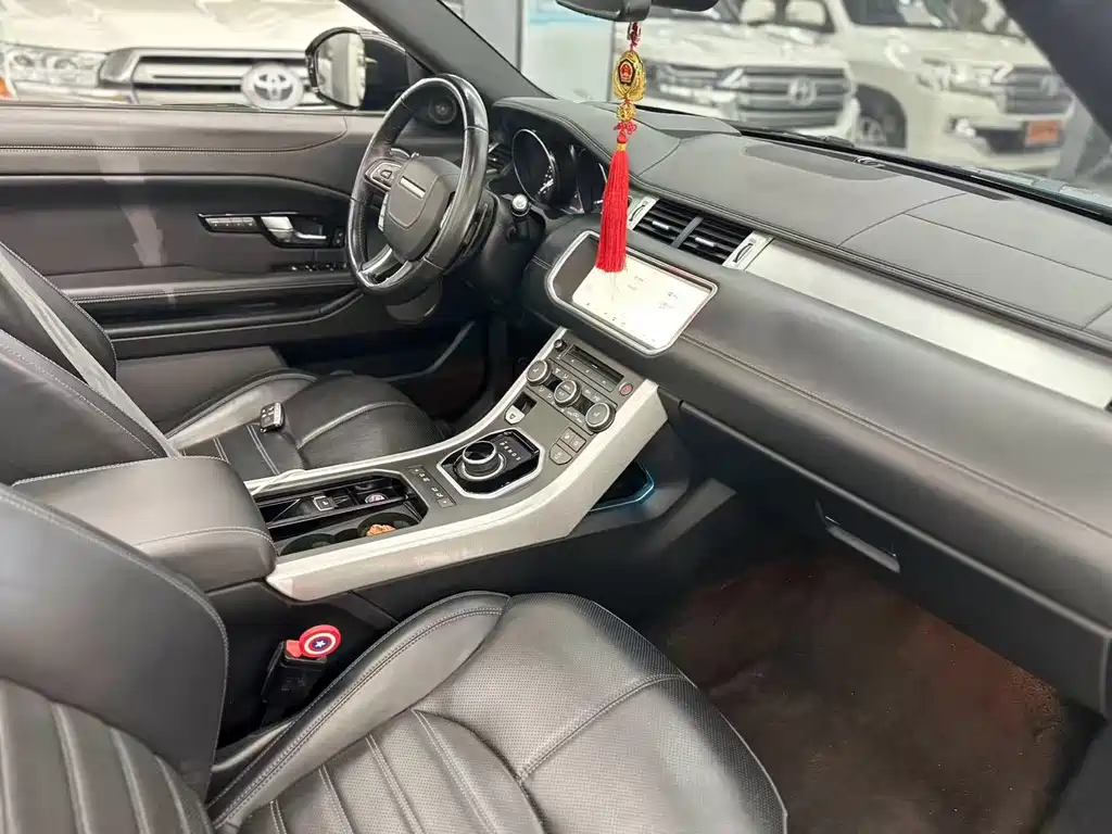 Land Rover Range Rover Evoque 2019 — фото 11