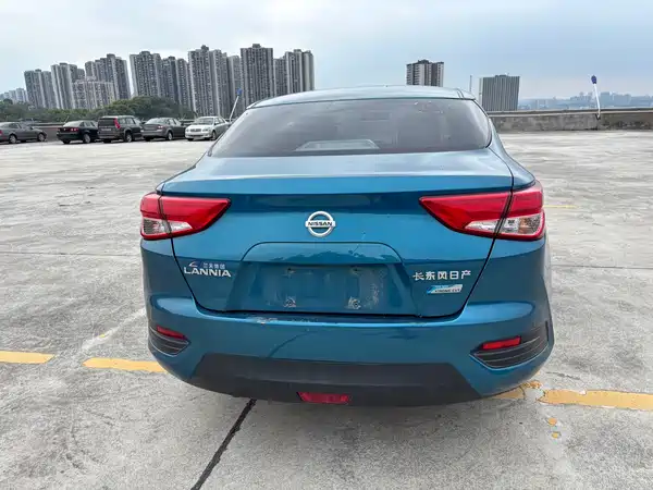 Nissan Bluebird 2018