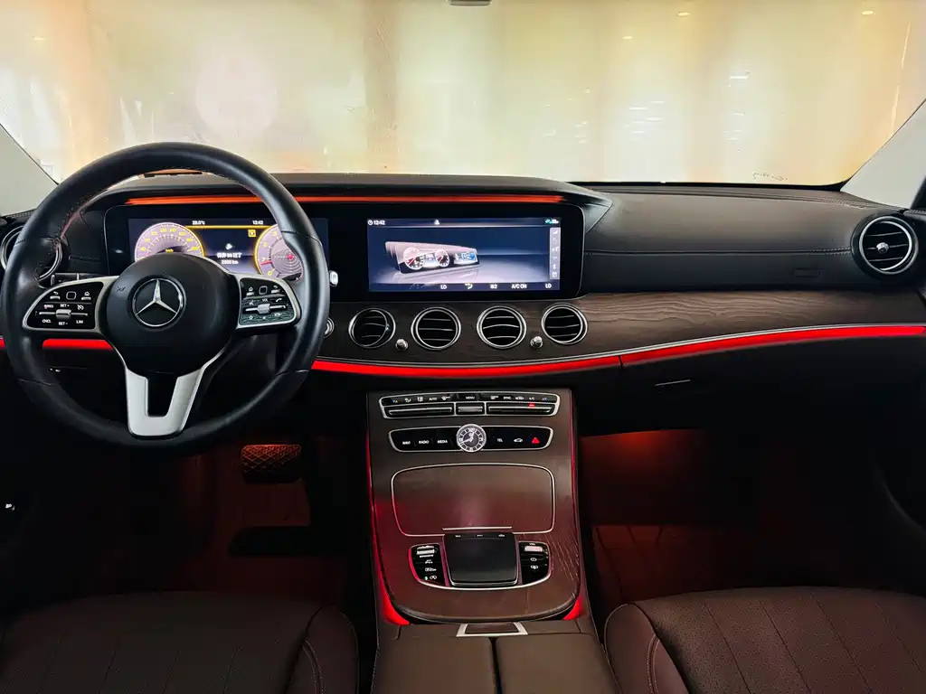 Mercedes-Benz E-Class 2020 — фото 4