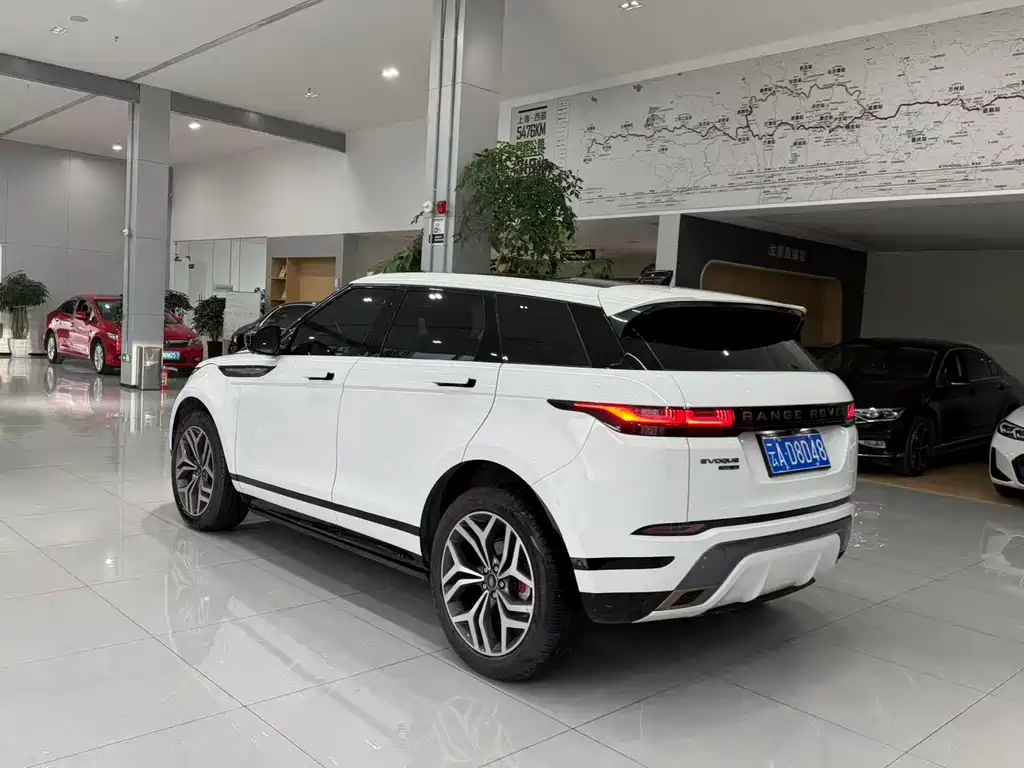 Land Rover Evoque 2020 — фото 13