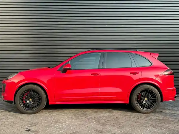 Porsche Cayenne 2016