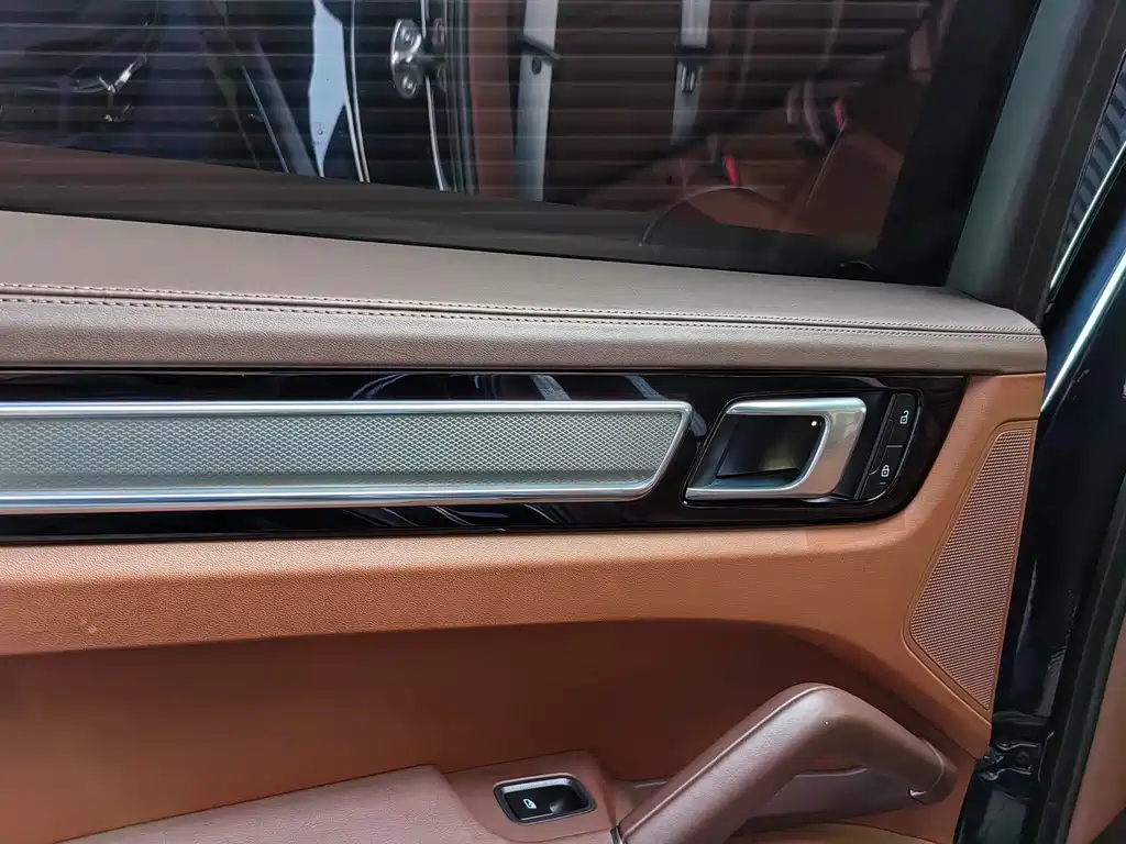 Porsche Cayenne 2026 — фото 11