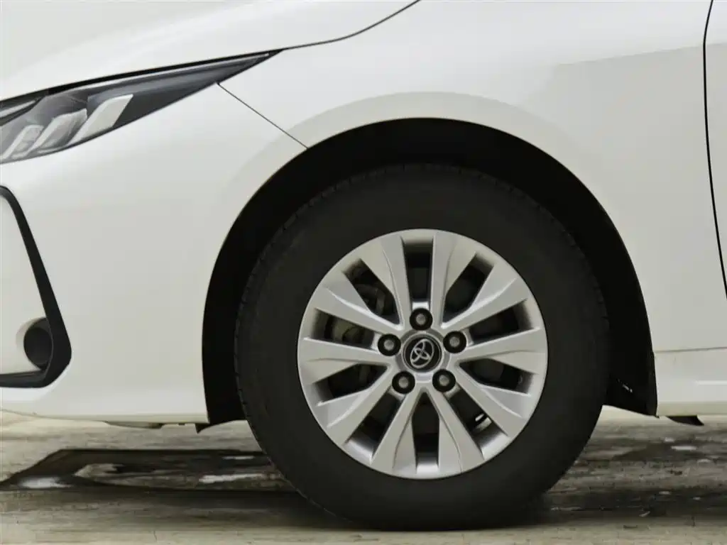Toyota Corolla 2020 — фото 15