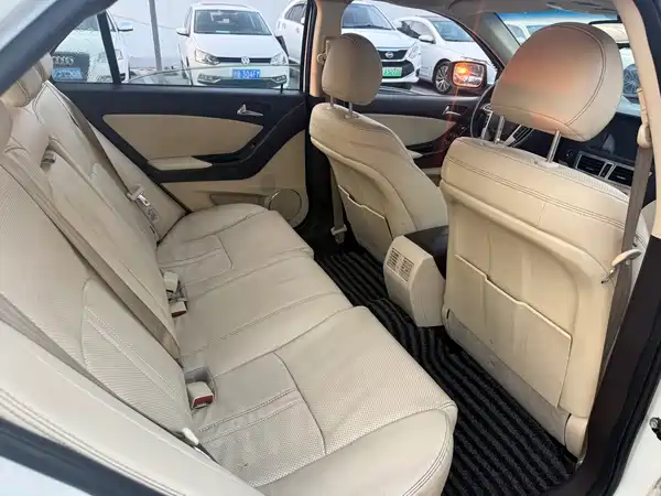 BYD Sirui 2013