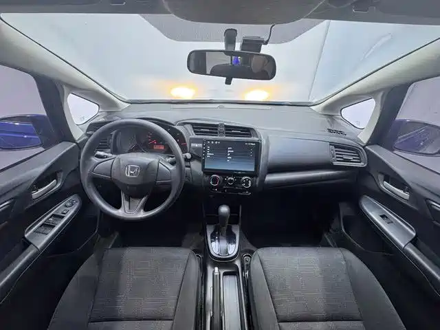 Honda Fit 2019 — фото 9