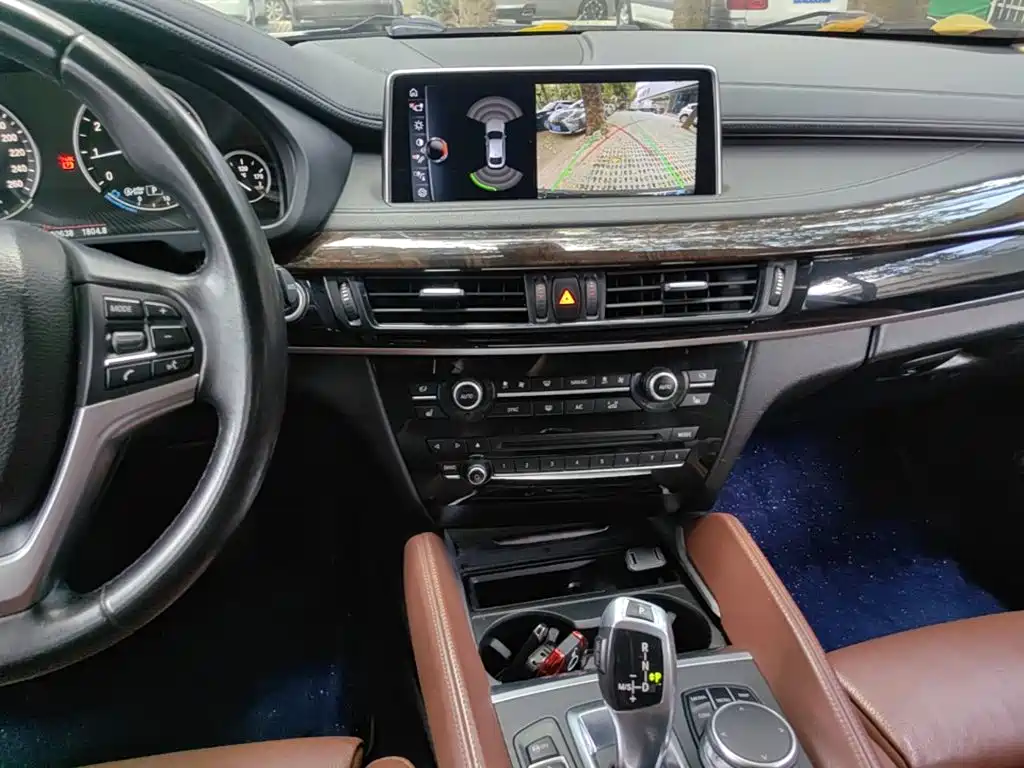 BMW X6 2017 — фото 10