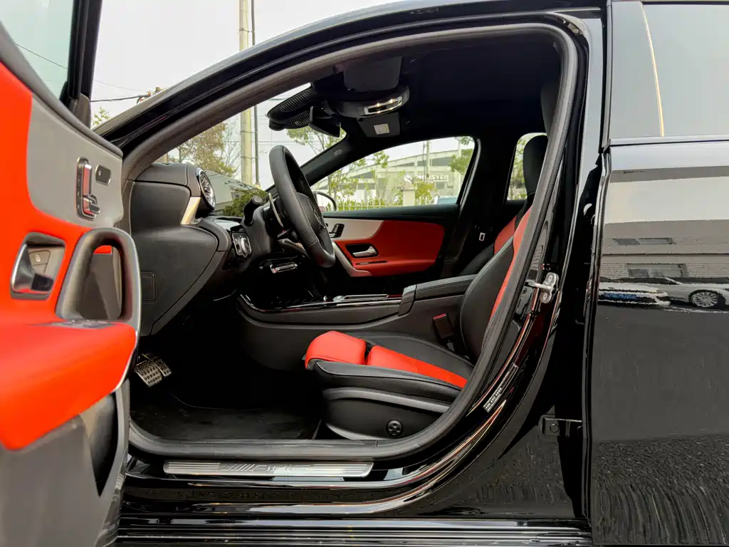 Mercedes-Benz A-Class AMG 2026 — фото 19