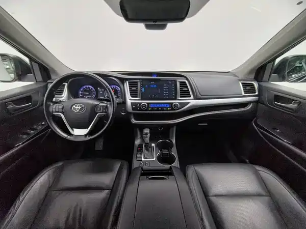 Toyota Highlander 2019
