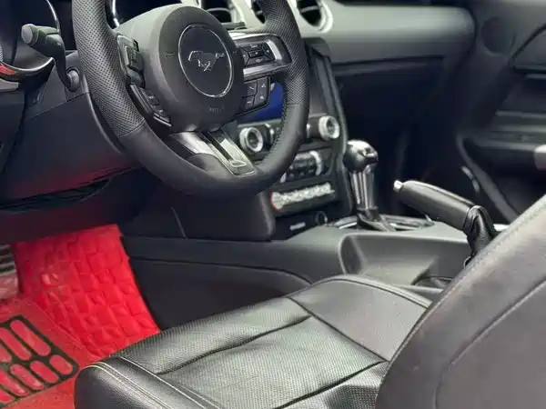 Ford Mustang 2019