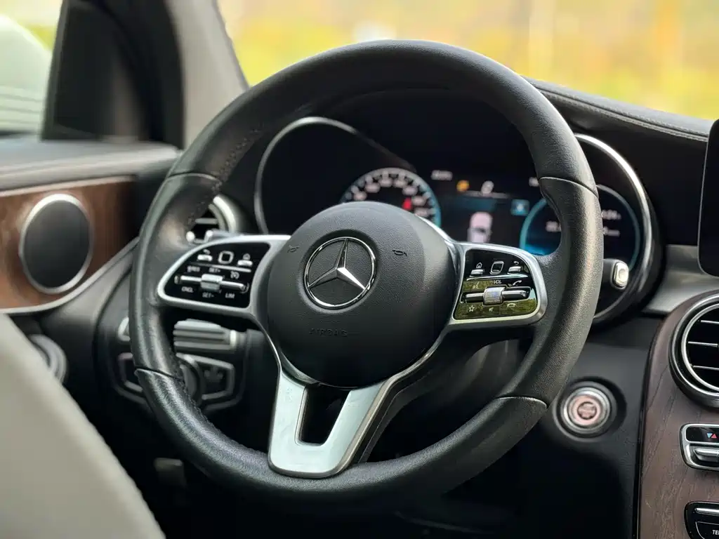 Mercedes-Benz GLC 2020 — фото 10