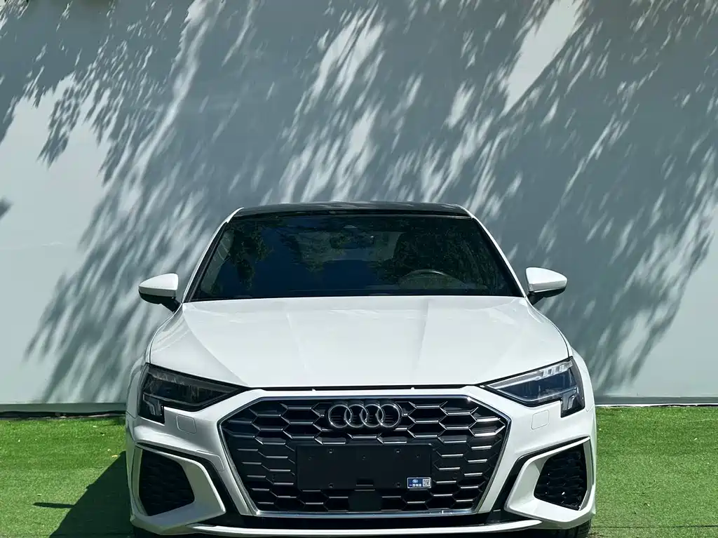 Audi A3 2022 — фото 2