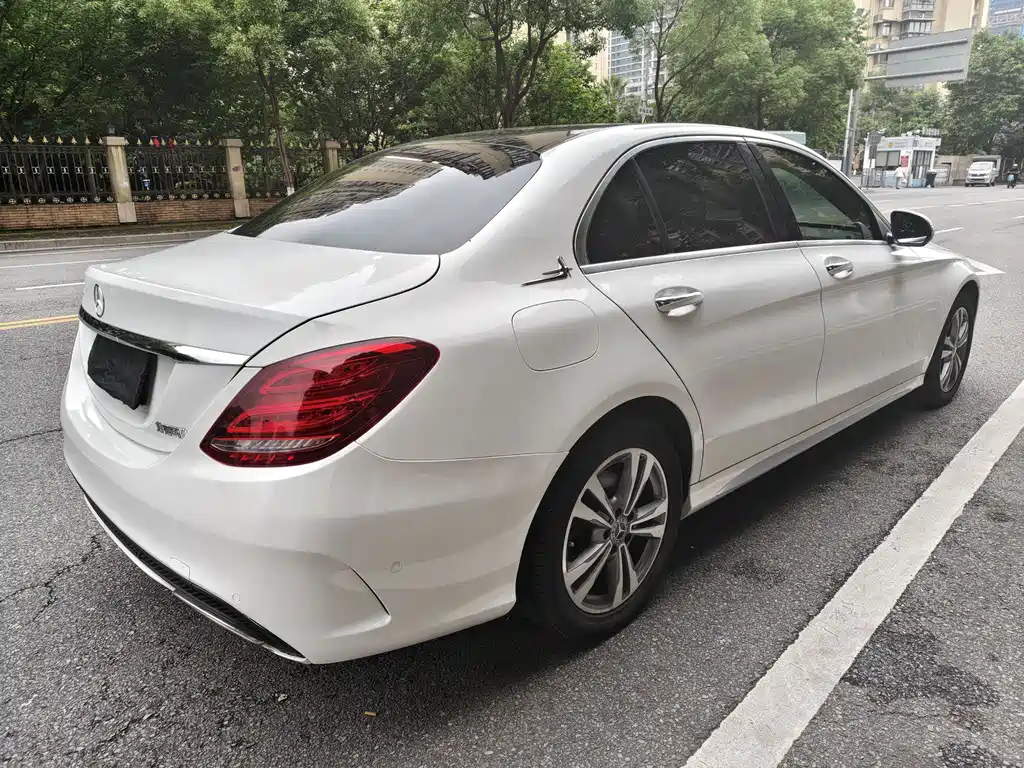 Mercedes-Benz C-Class 2018 — фото 8