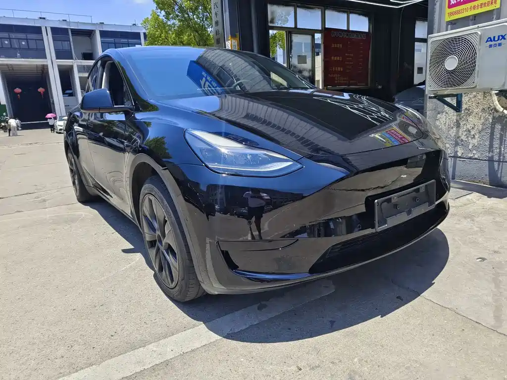 Tesla Model Y 2023 — фото 3