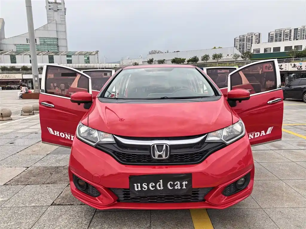 Honda Fit 2018 — фото 2