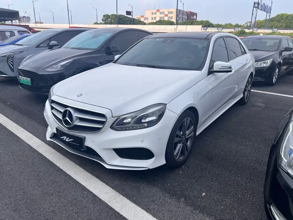 Mercedes-Benz E-Class 2015