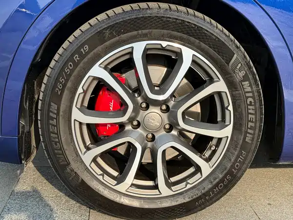 Maserati Levante 2016