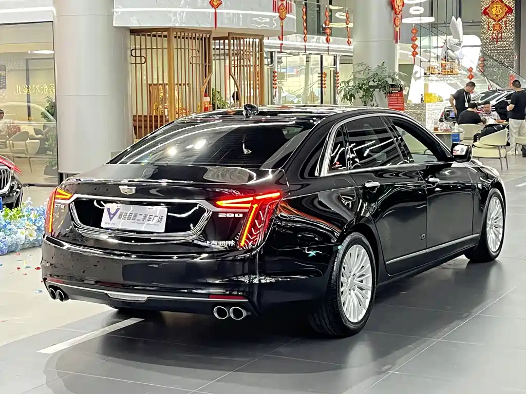 Cadillac CT6 2023 — фото 9