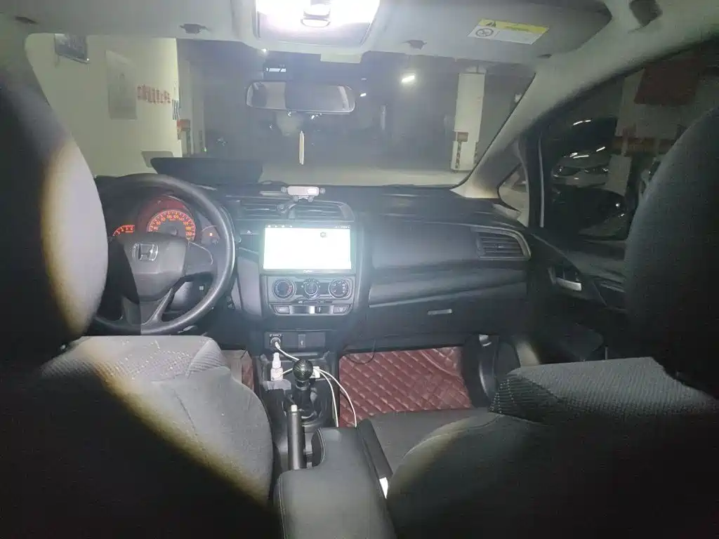 Honda Fit 2018 — фото 15