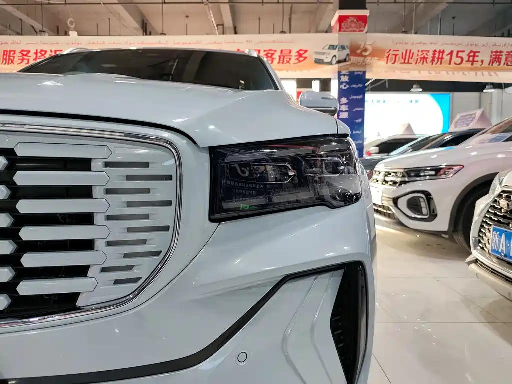 Geely Xingyue L 2023 — фото 17