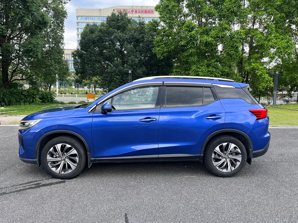 GAC Trumpchi GS4 2021 — фото 7