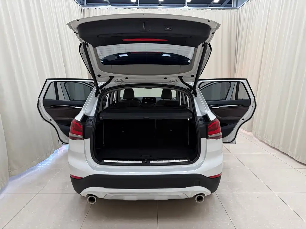 BMW X1 2022 — фото 23