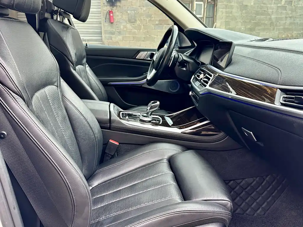 BMW X7 2019 — фото 10