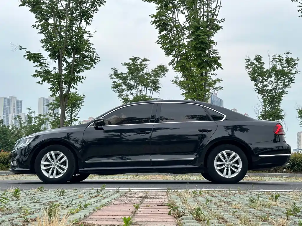 Volkswagen Passat 2016