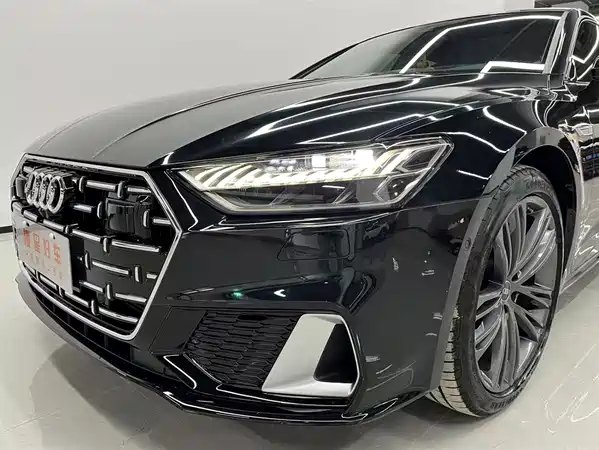 Audi A7L 2024