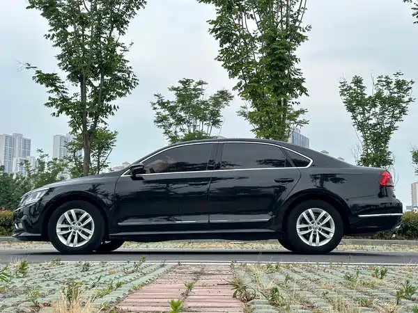 Volkswagen Passat 2016