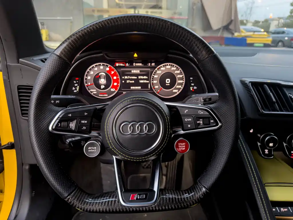 Audi R8 2020 — фото 19