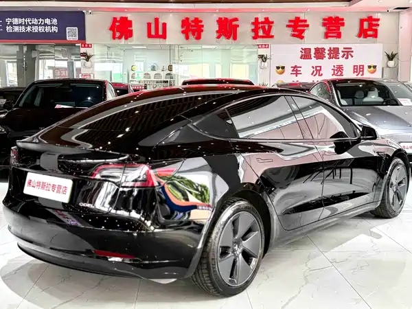 Tesla Model 3 2023