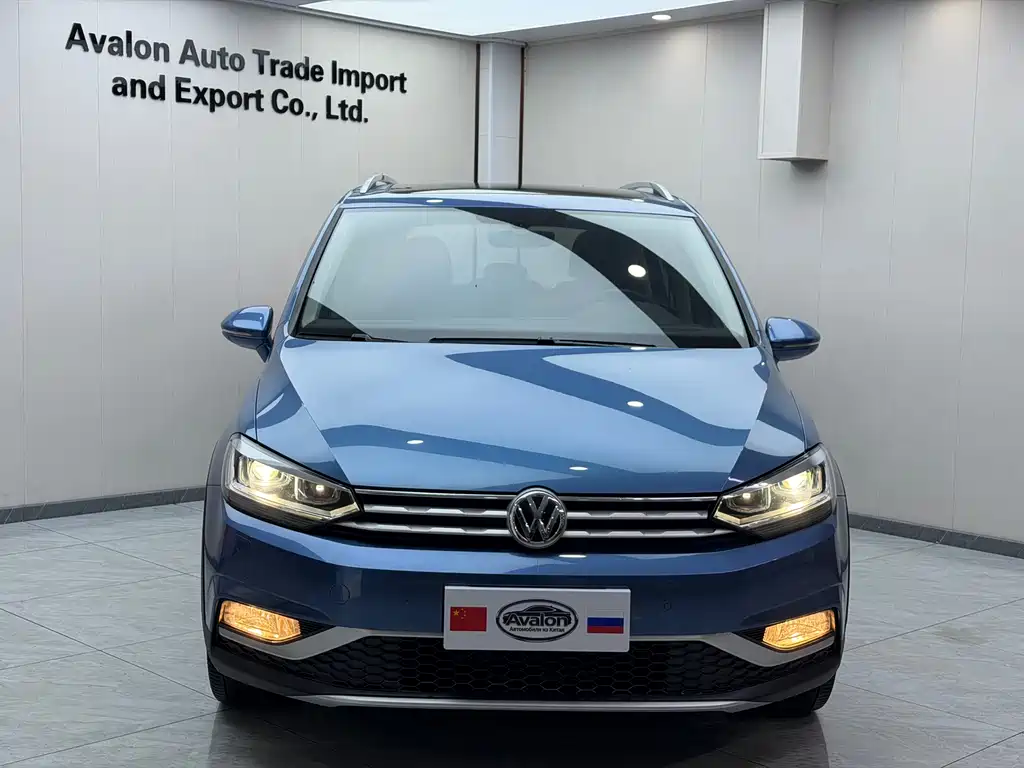 Volkswagen Touran 2020 — фото 2