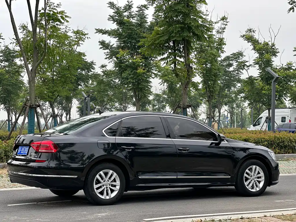 Volkswagen Passat 2016