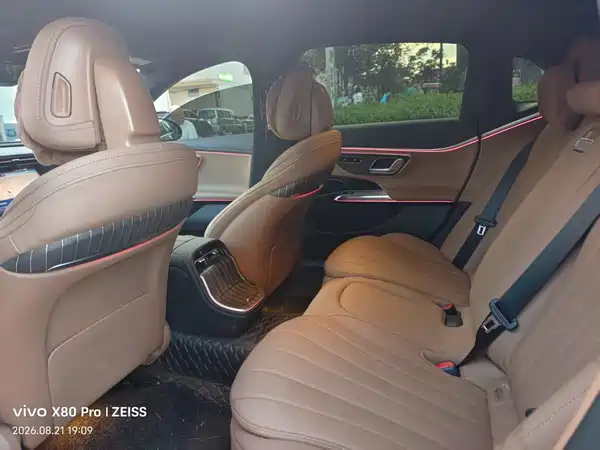 Mercedes-Benz E-Class New Energy 2024