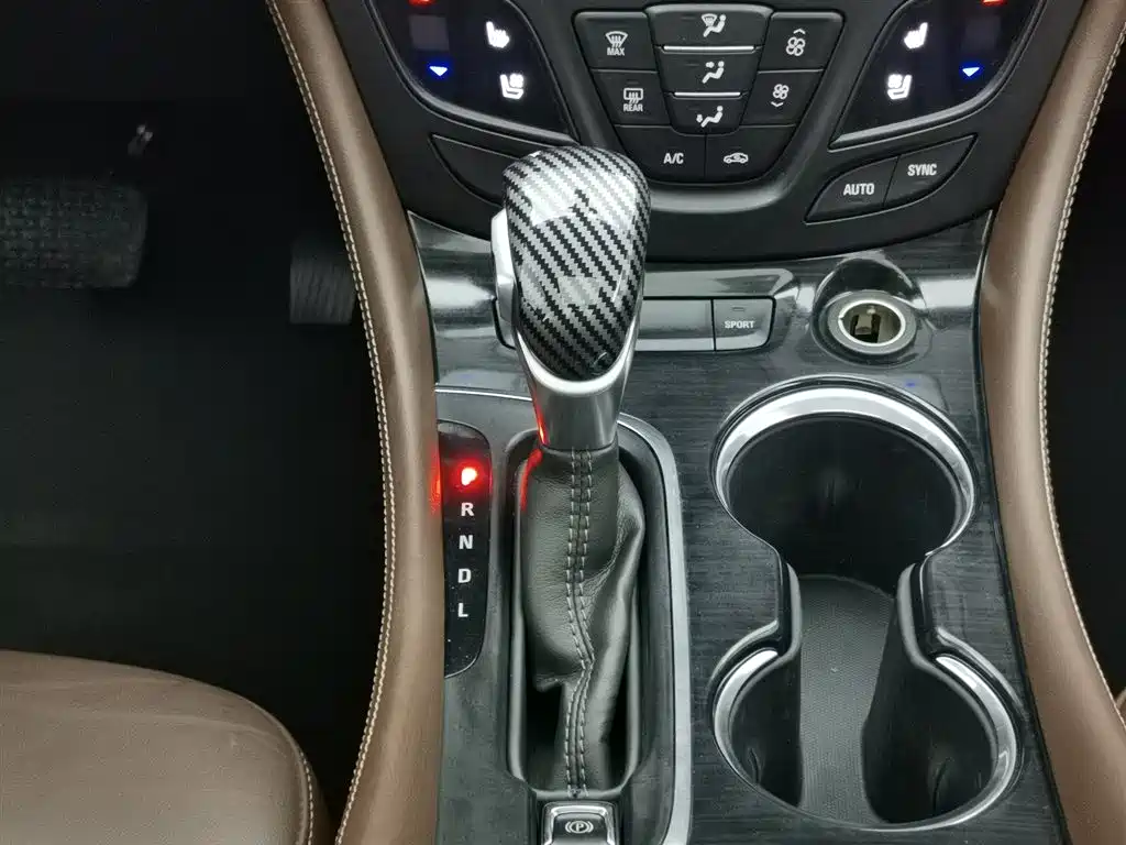 Buick Envision Plus 2019 — фото 13