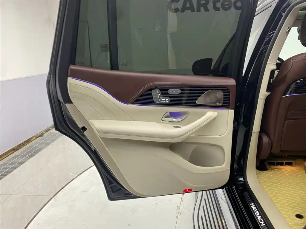 Mercedes-Benz GLS 2023 — фото 27