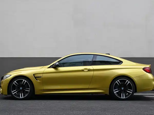BMW M4 2016