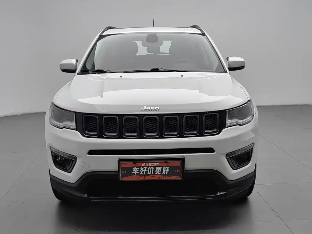 Jeep Compass 2019 — фото 3
