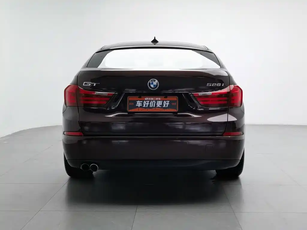 BMW 5 Series GT 2017 — фото 4
